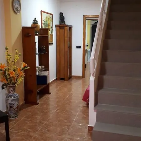 Casa Pueblo No Compartida Holiday home Alzira